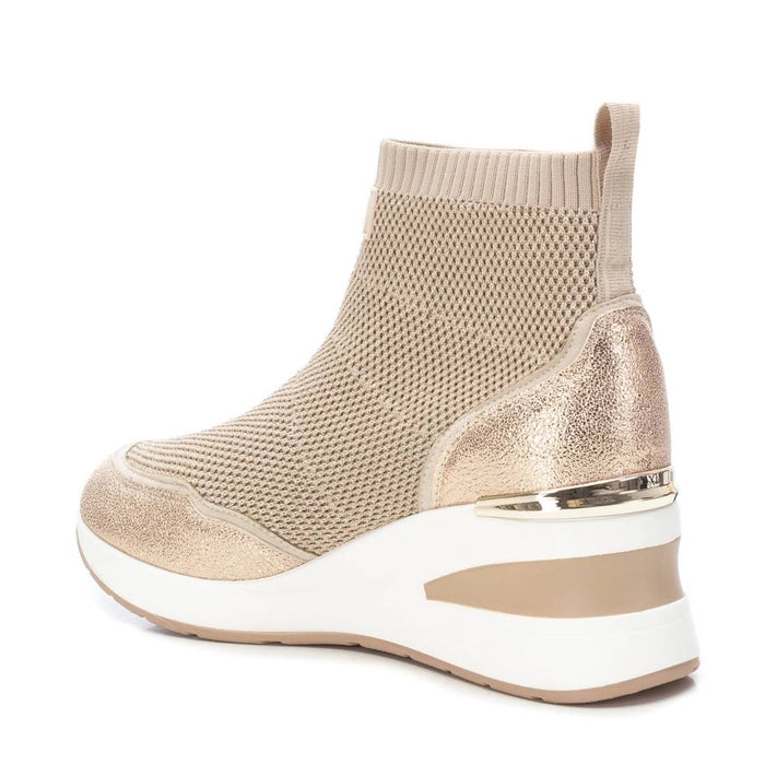 XTI - MEMORY FOAM - Stivaletto beige in maglia con zeppa donna