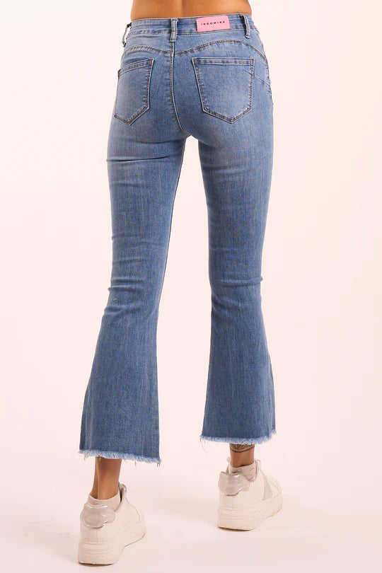 INDOMINA - Jeans a trombetta sfrangiato donna