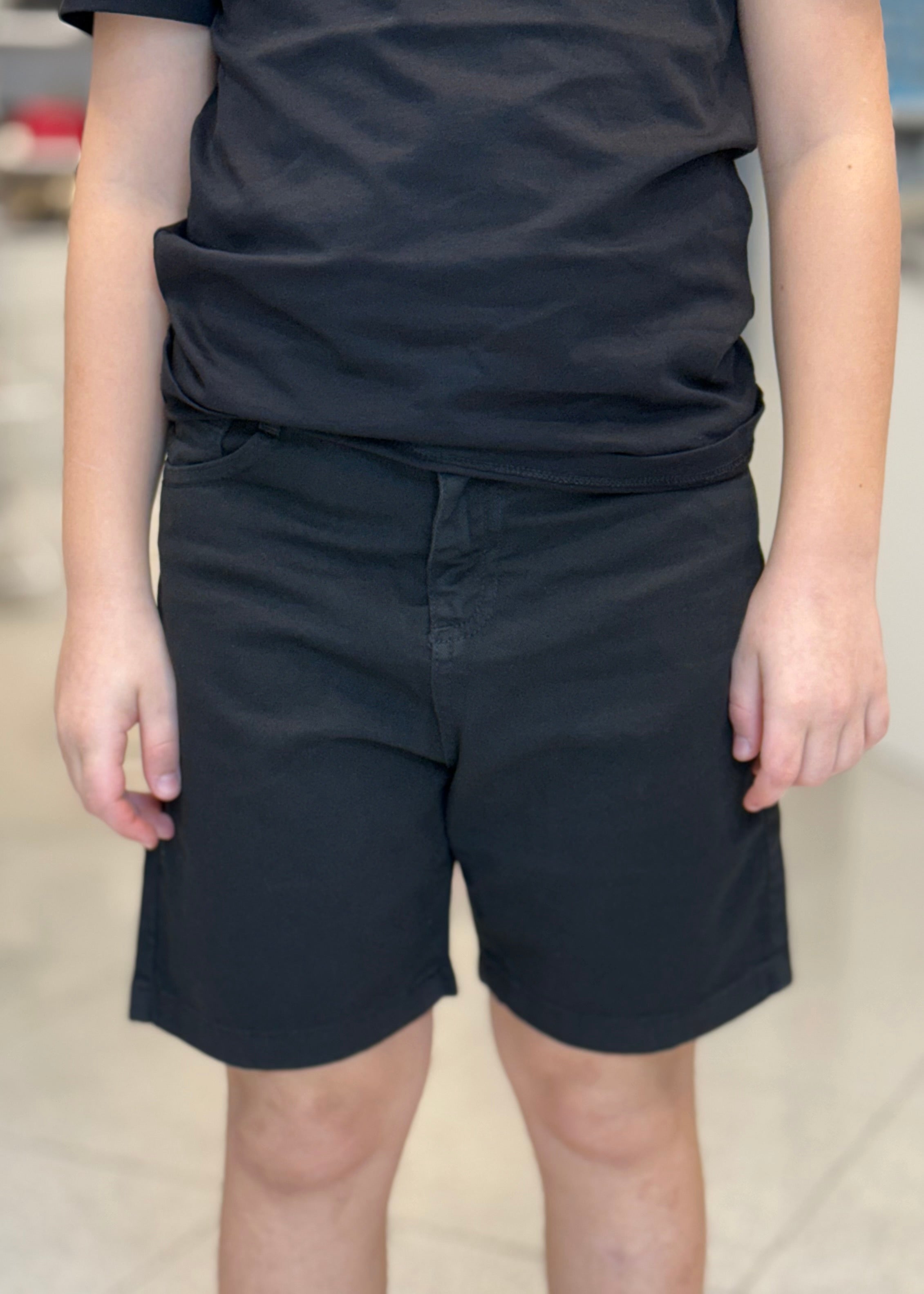 NEVER TOO - Bermuda nera in denim bambino