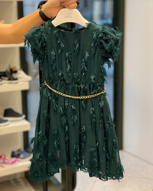 ILLIANA - Vestito verde con piume e cintura in vita