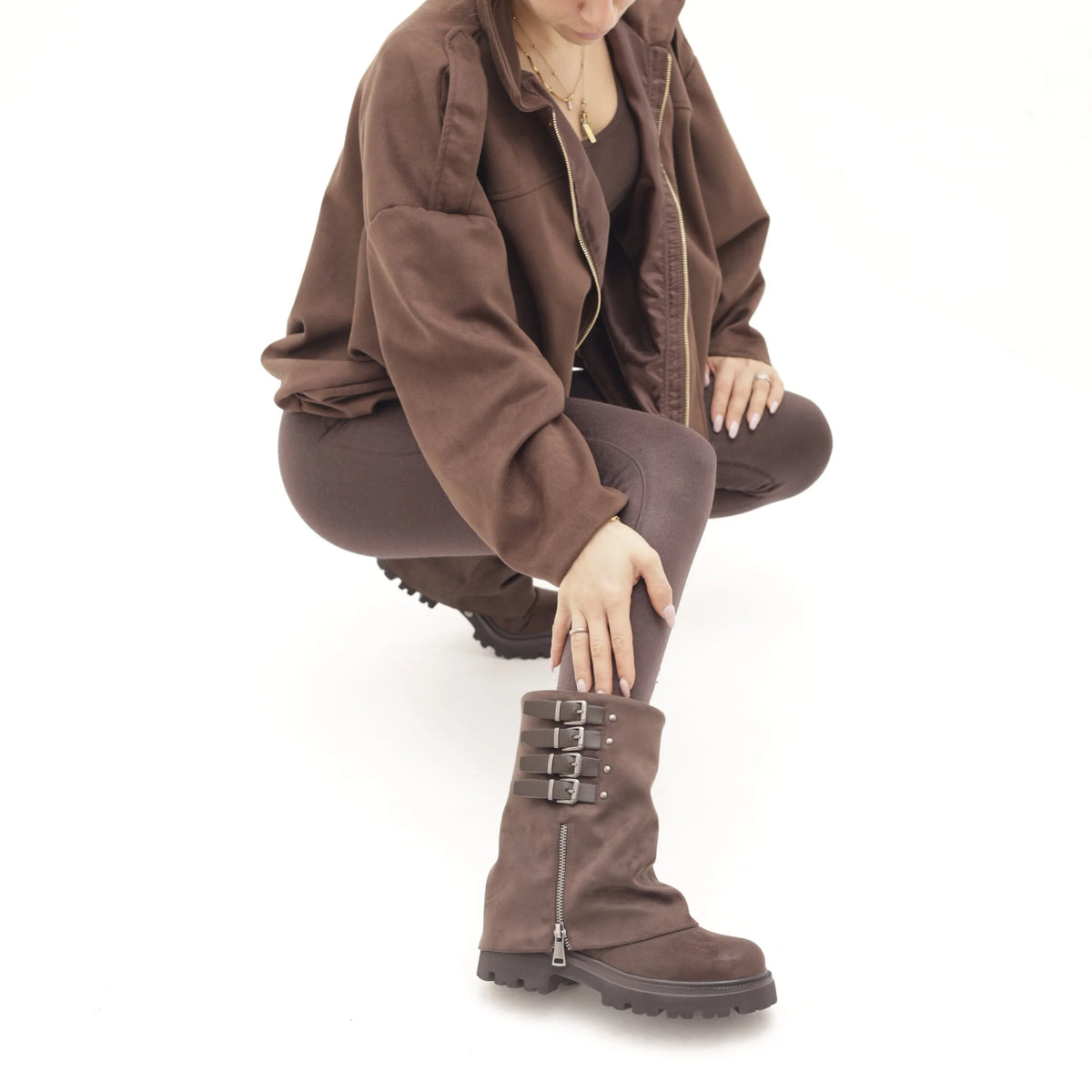 CRICHIC - Stivale con fibie in camoscio donna