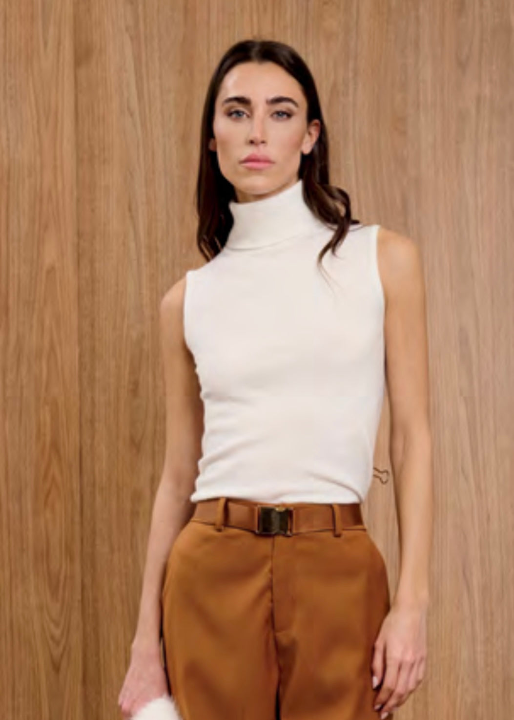 INFLUENCER - Maglia con collo smanicata donna