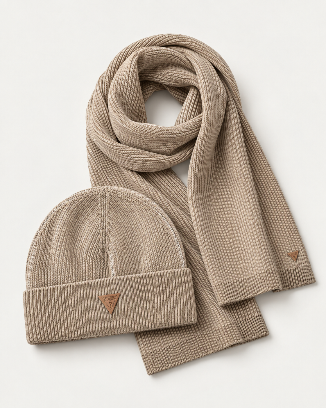 GUESS - Sciarpa e cappello uomo