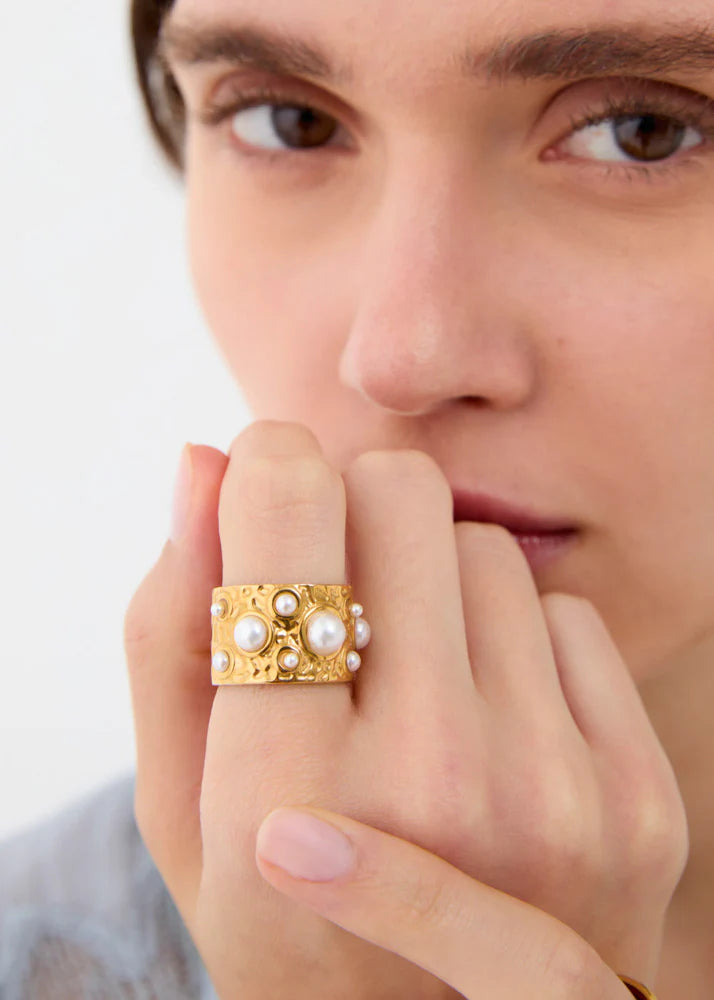 NALI - Anello lavorato con perle