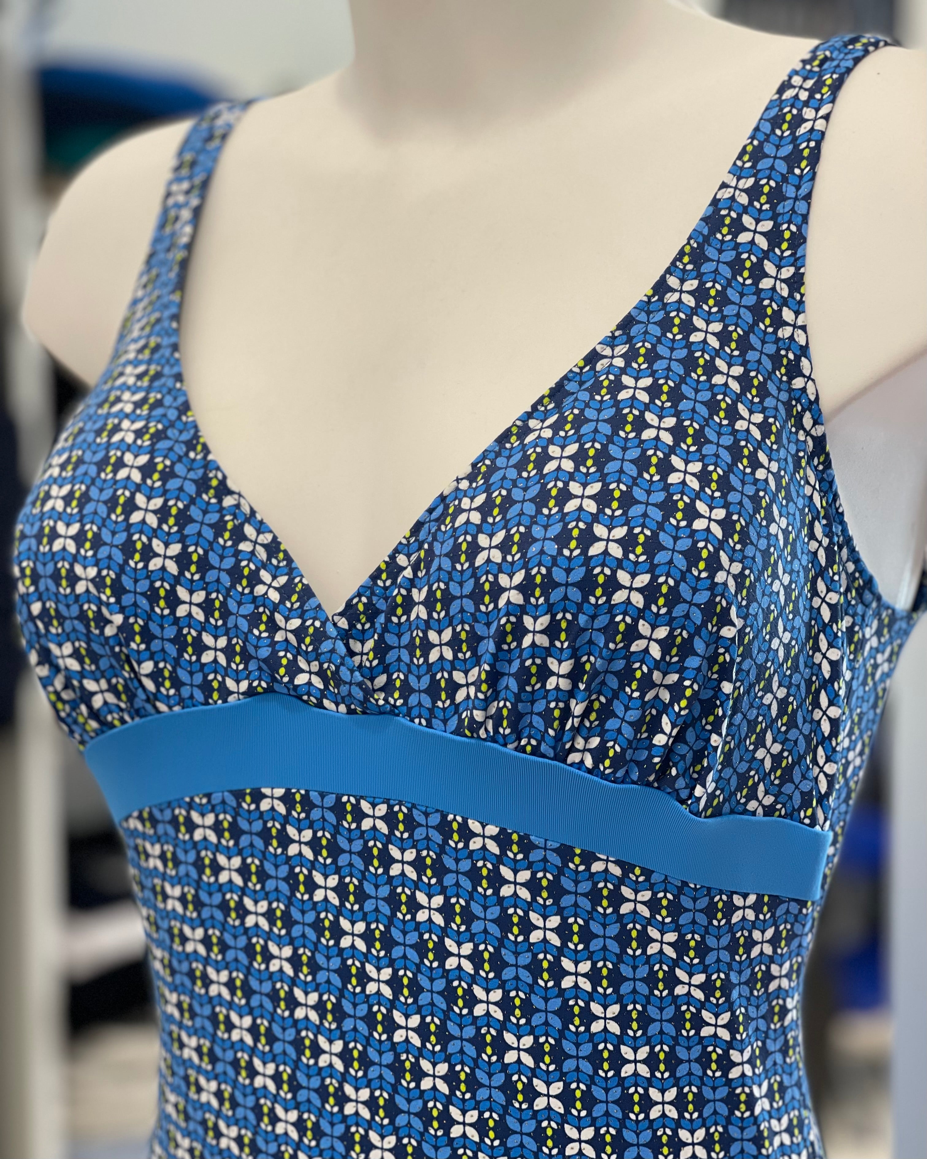 FATTORE C - Monokini blu fantasia con borchiette oro