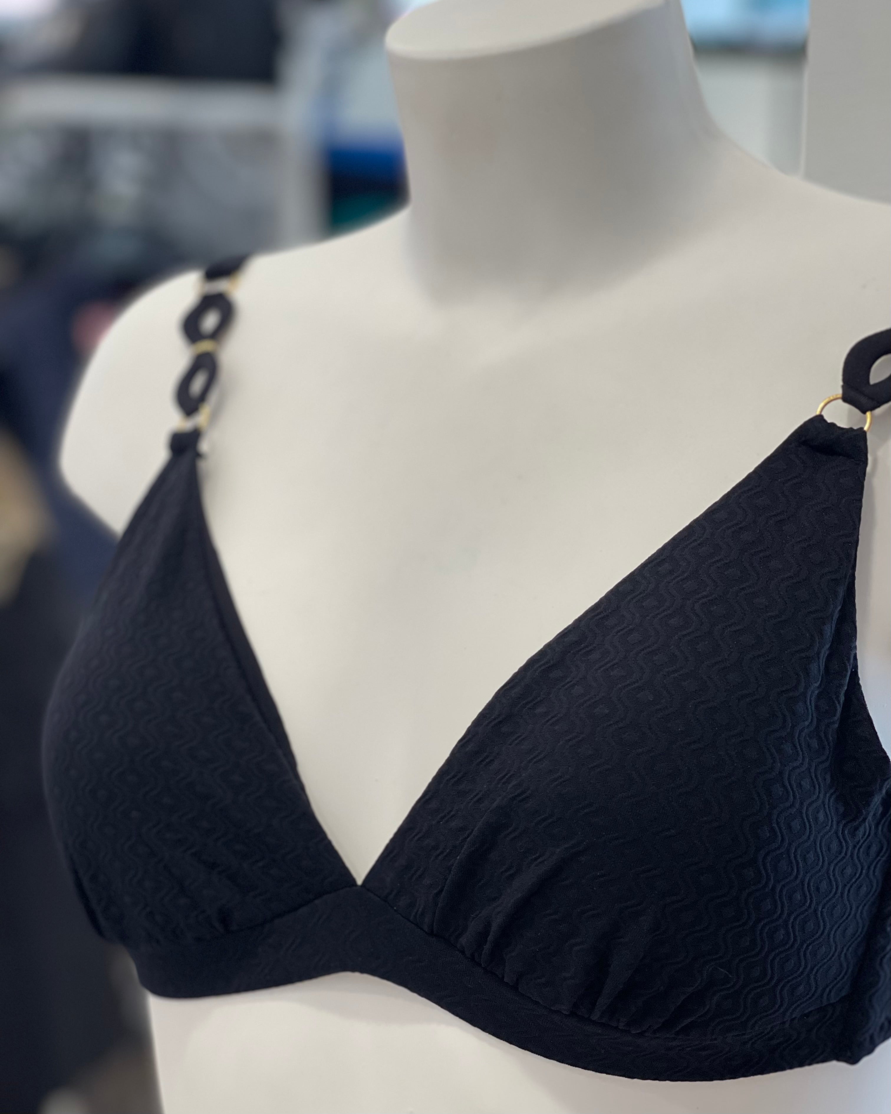 FATTORE C -  Costume nero con bretelle gioiello