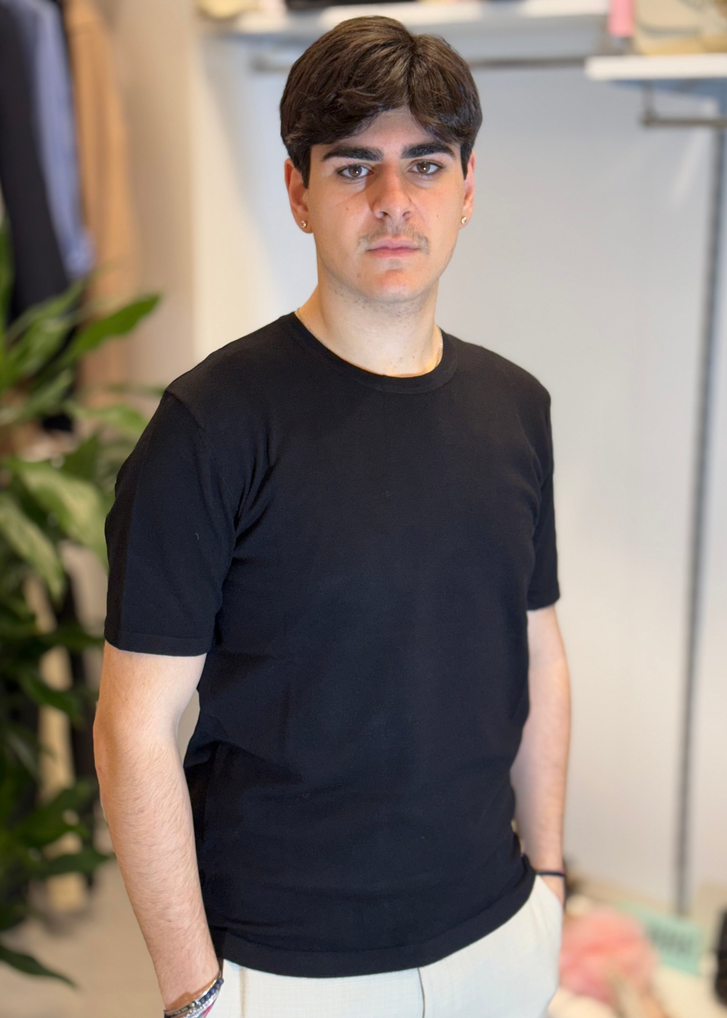 GIANNI LUPO - T-Shirt in maglia nero