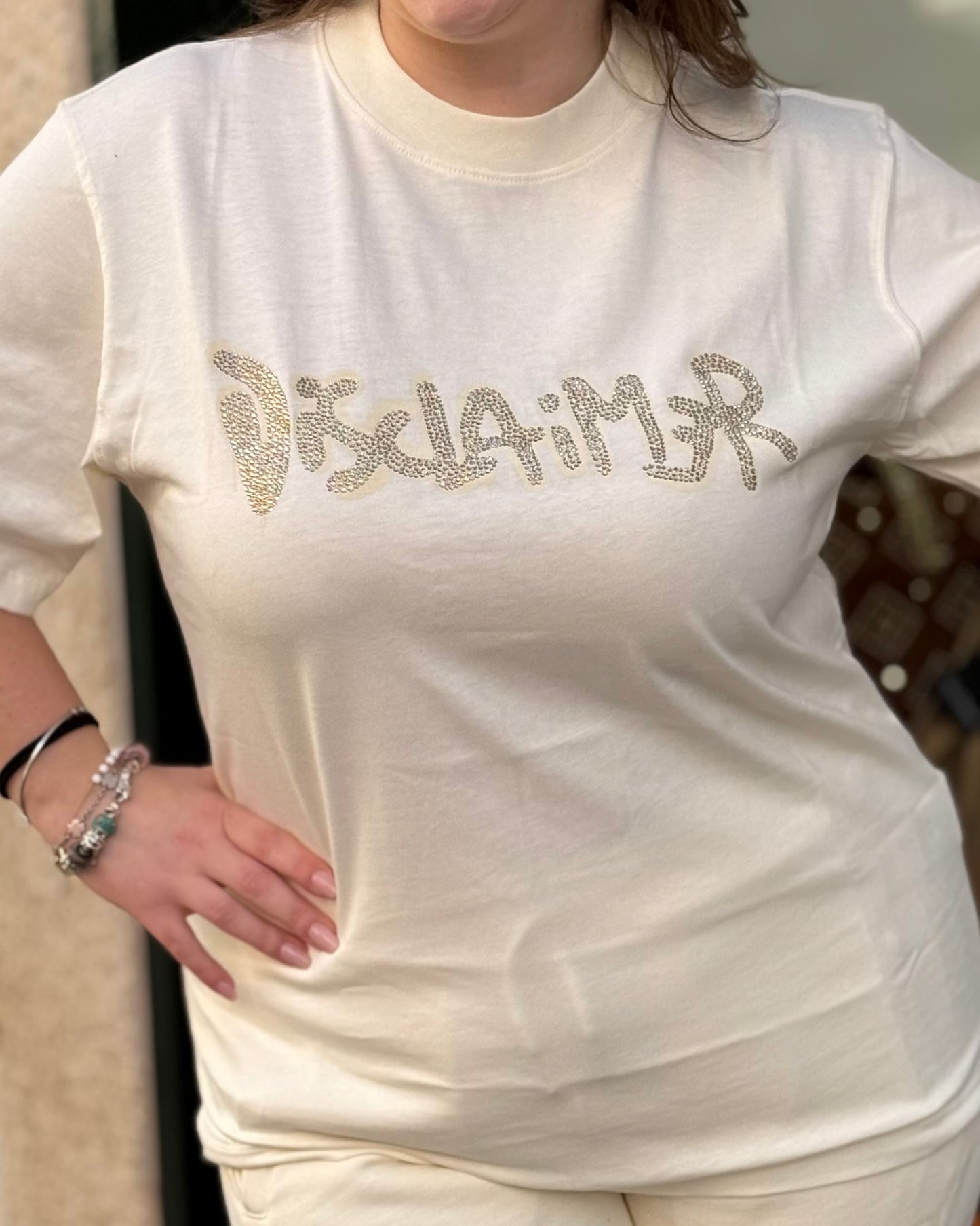 DISCLAIMER - T-shirt panna con logo in strass donna