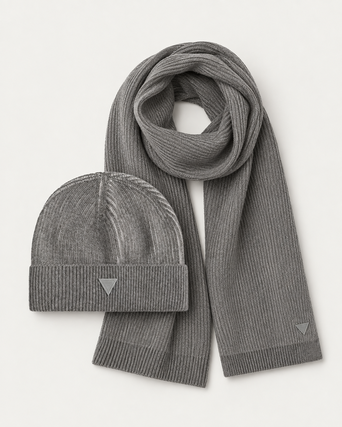 GUESS - Sciarpa e cappello uomo