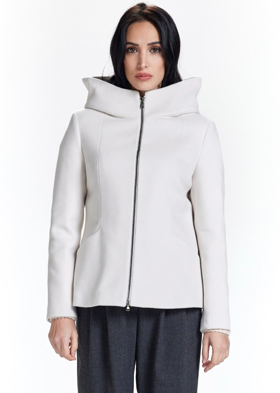 TAKE TWO - Cappotto corto con cappuccio e zip