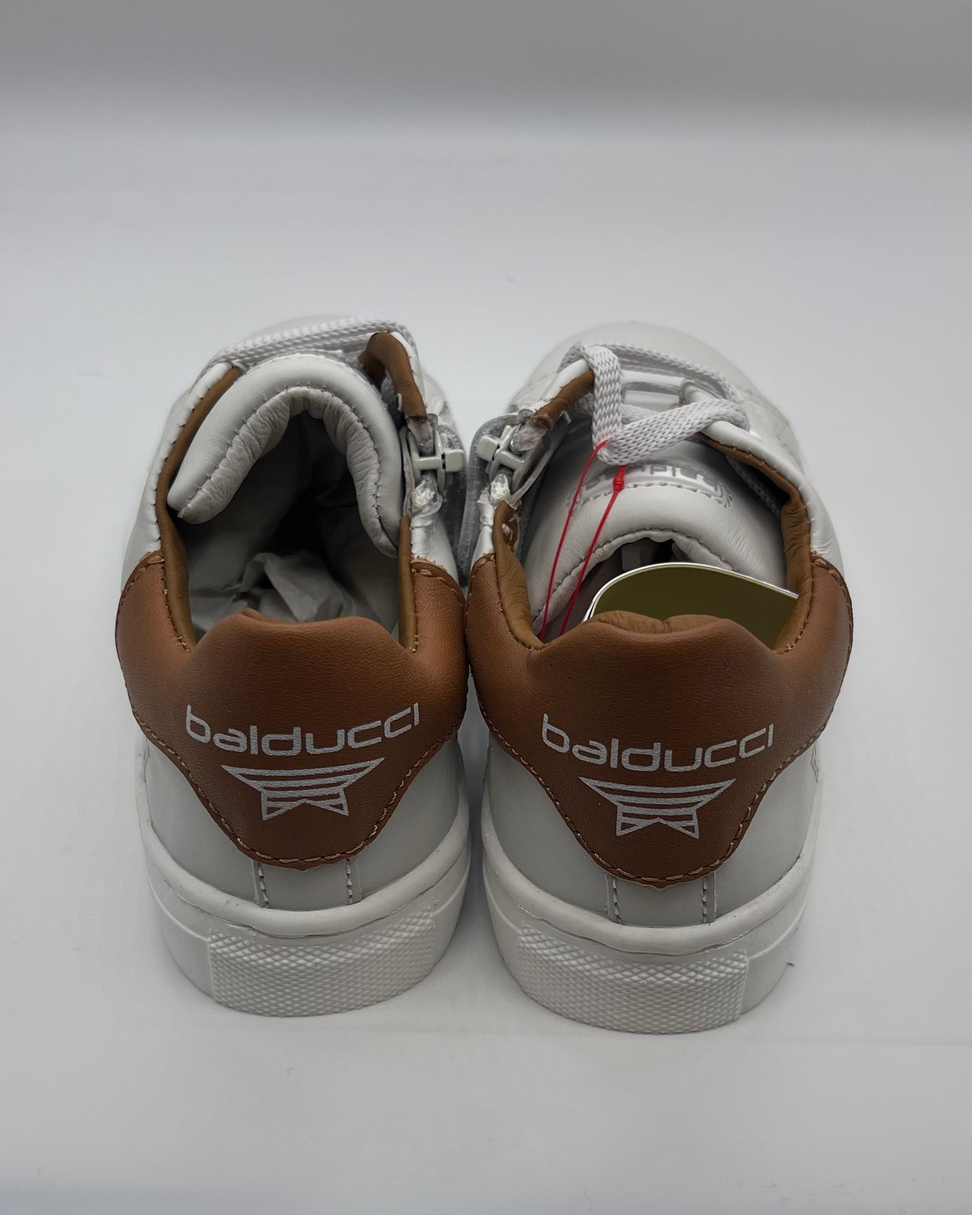 BALDUCCI - Sneakers bianca con dettaglio marrone