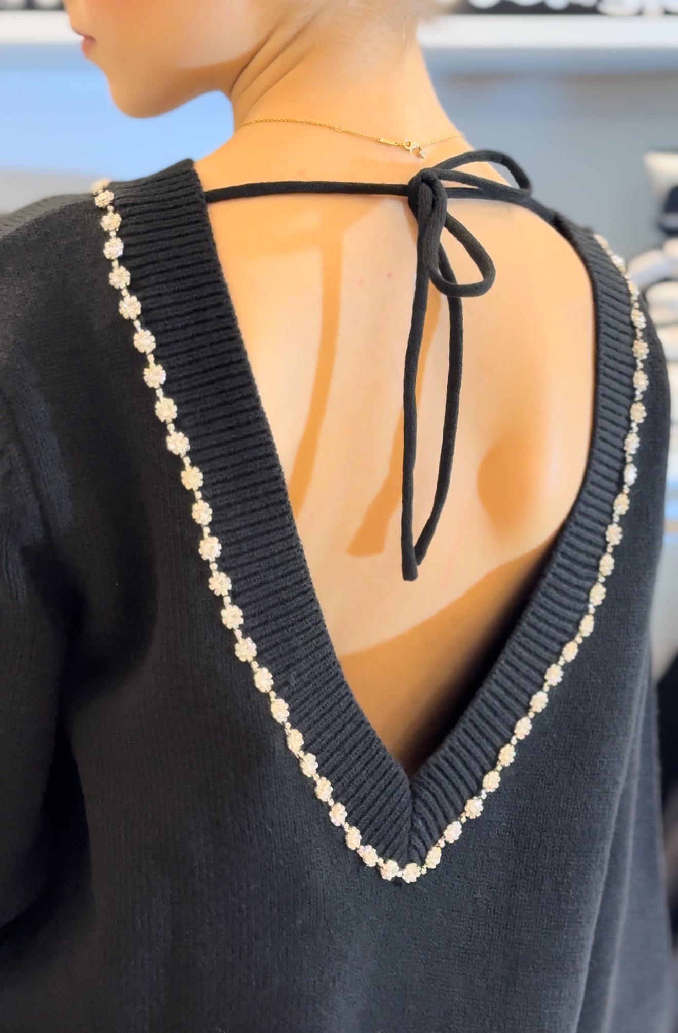 TRASH AND LUXURY - Vestito in lana con applicazioni in strass e scollo sul retro donna