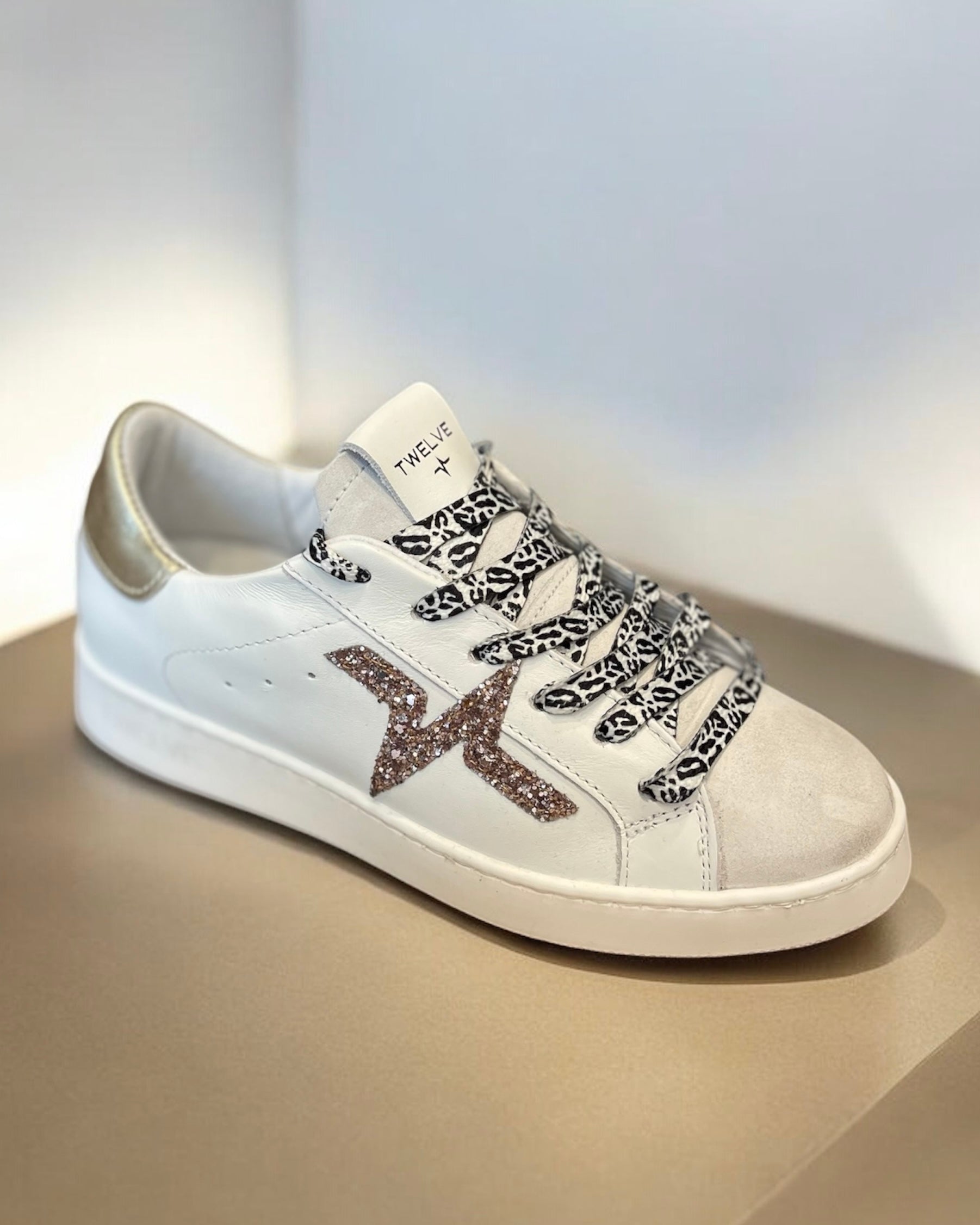 TWELVE - MEMORY FOAM - Sneakers bianca con laccio maculato