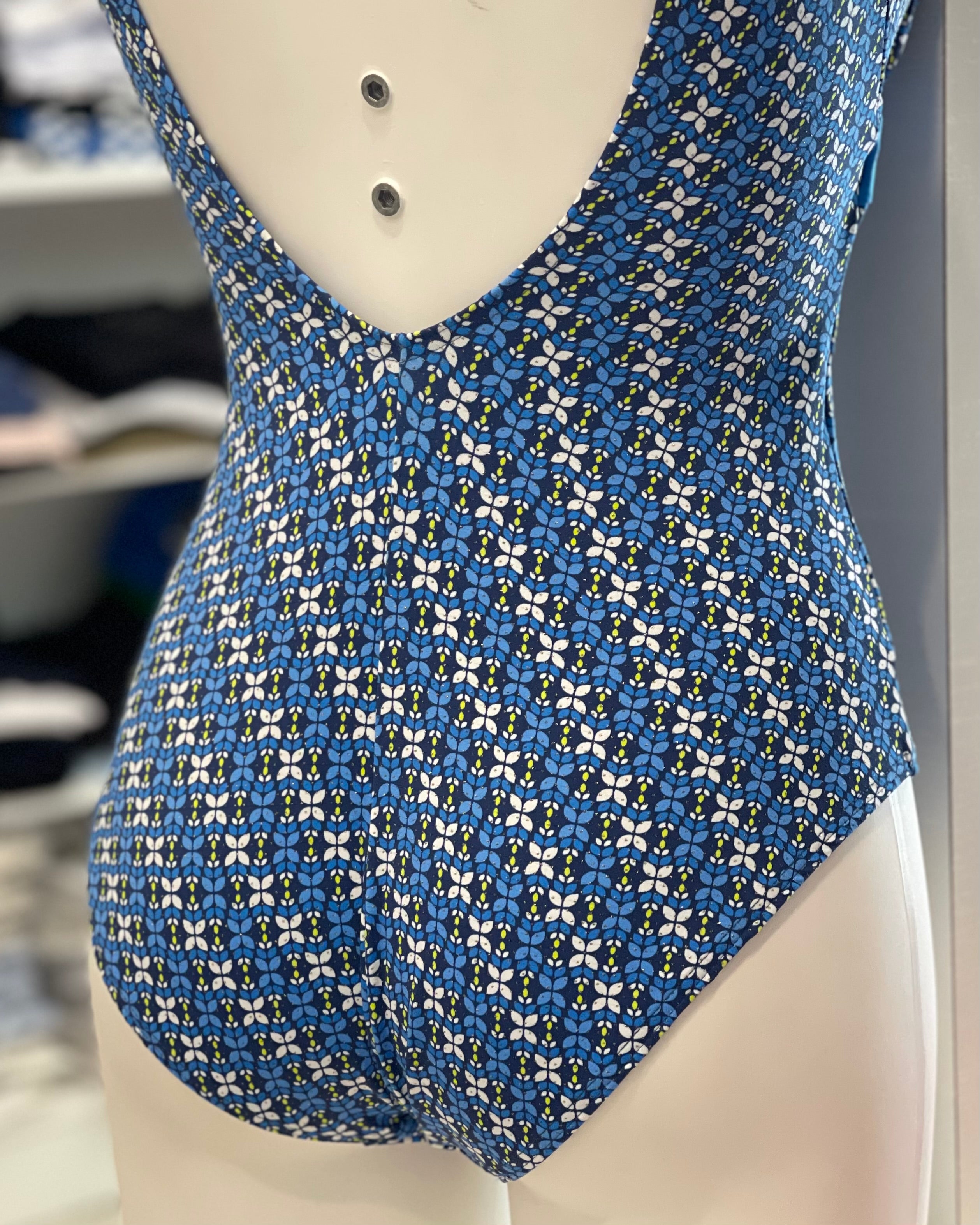 FATTORE C - Monokini blu fantasia con borchiette oro