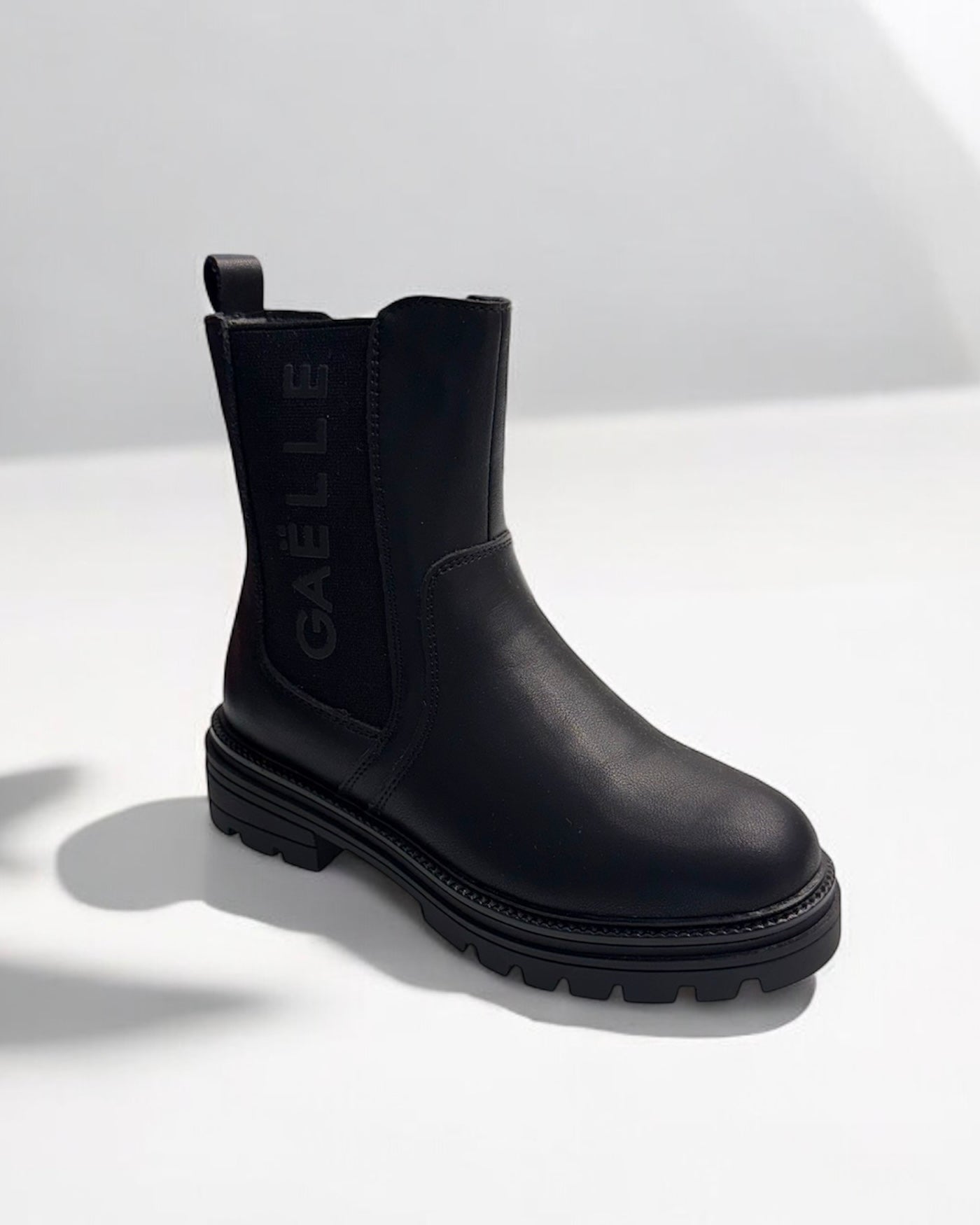 GAELLE - Stivaletto nero con logo nero