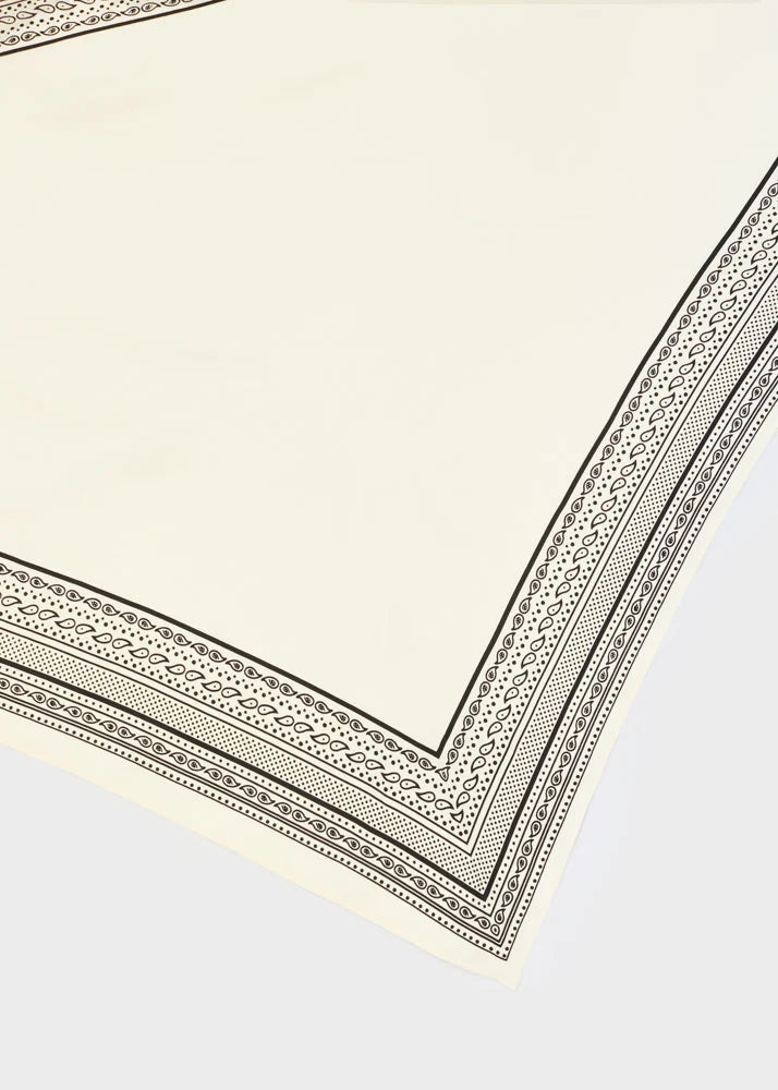 NALI - Foulard triangolo con dettagli sul bordo