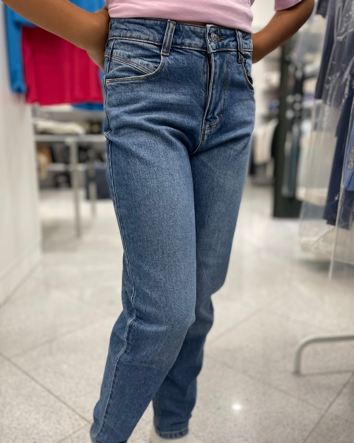 XT STUDIO - Jeans carrot lavaggio medio donna