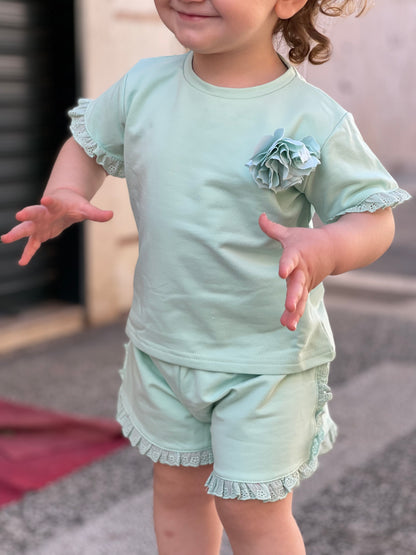 FUN FUN - SET COMPLETO - T shirt con manica arricciata e fiore, shorts con arricciatura verde acqua bambina