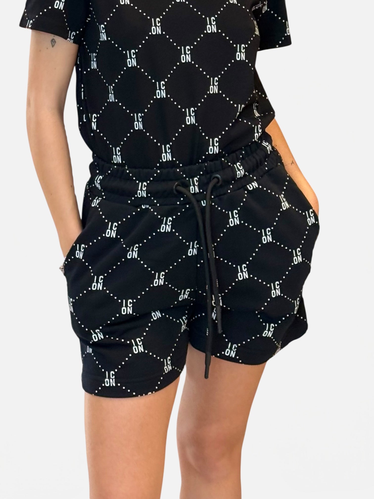 ICON - Bermuda all-over donna