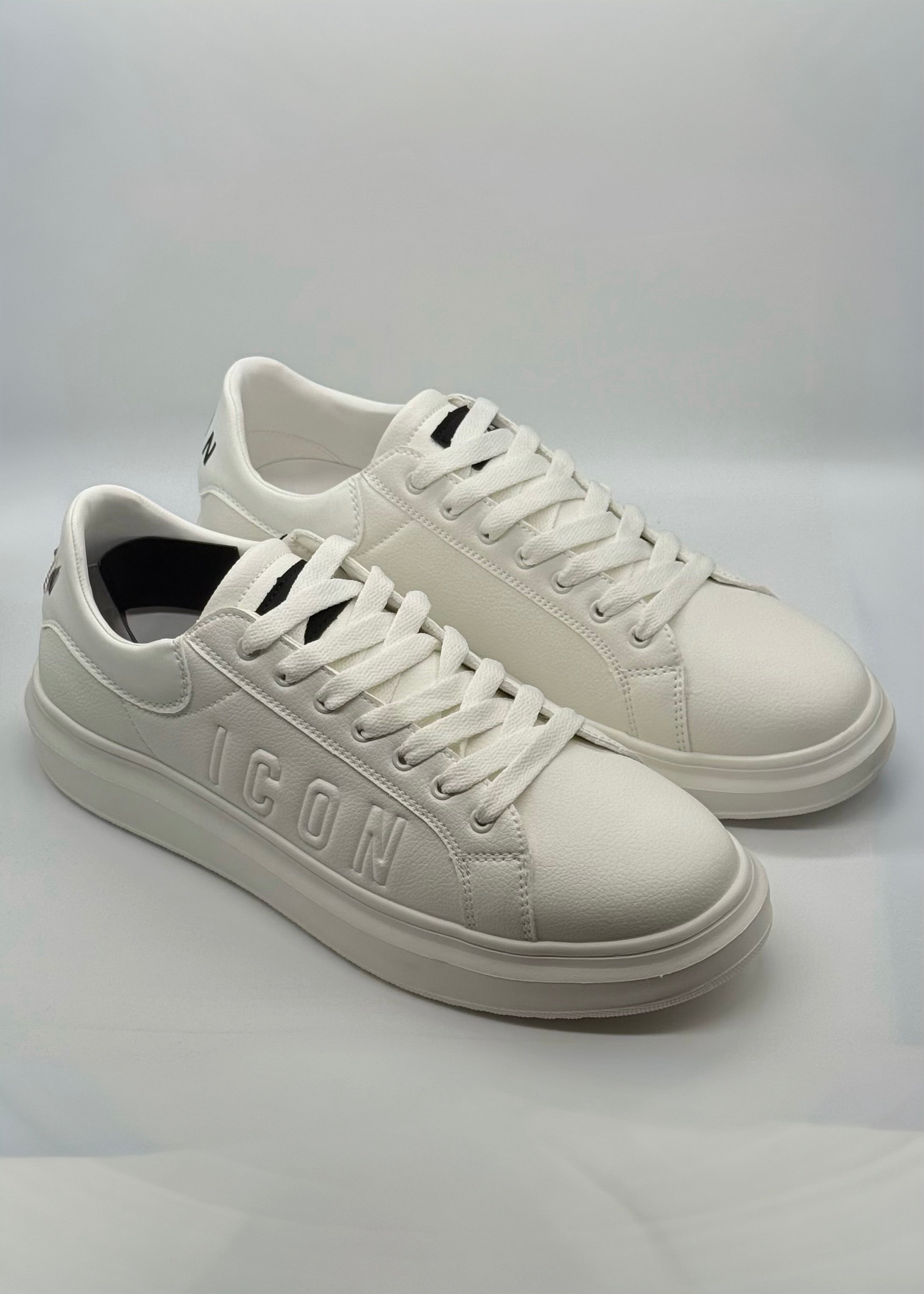 ICON - Sneakers bianca con logo in rilievo uomo