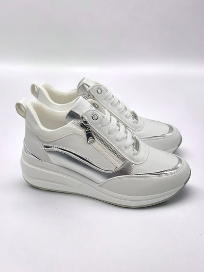 MARIELLA BURANI - Sneakers bianca con dettagli silver