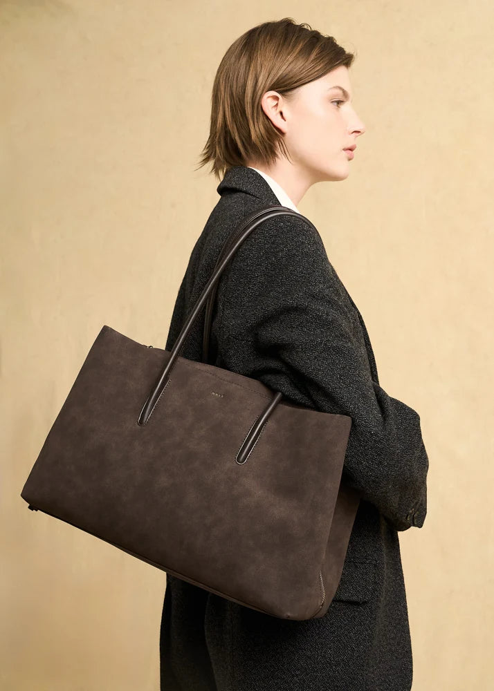 NALI - Borsa Sky a spalla