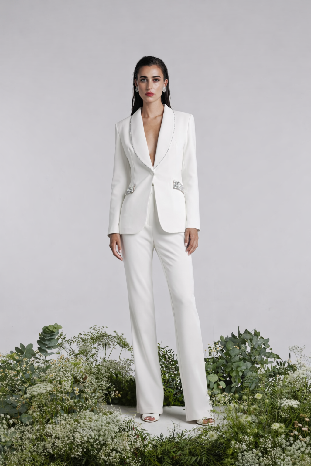 DRAMEE - Tailleur elegante donna con dettagli gioiello