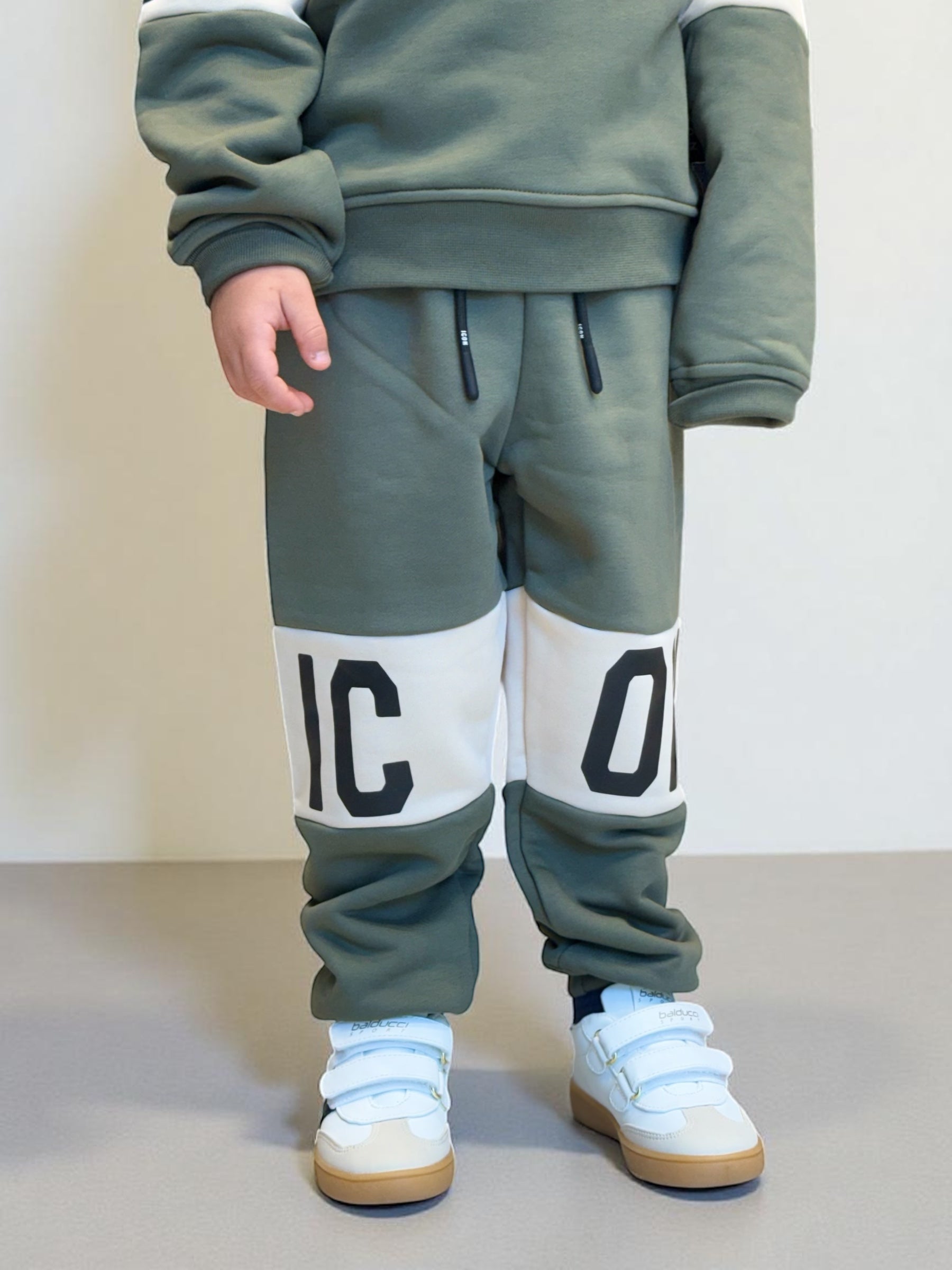 ICON - SET COMPLETO - Felpa con cappuccio e pantalone con maxi logo bambino