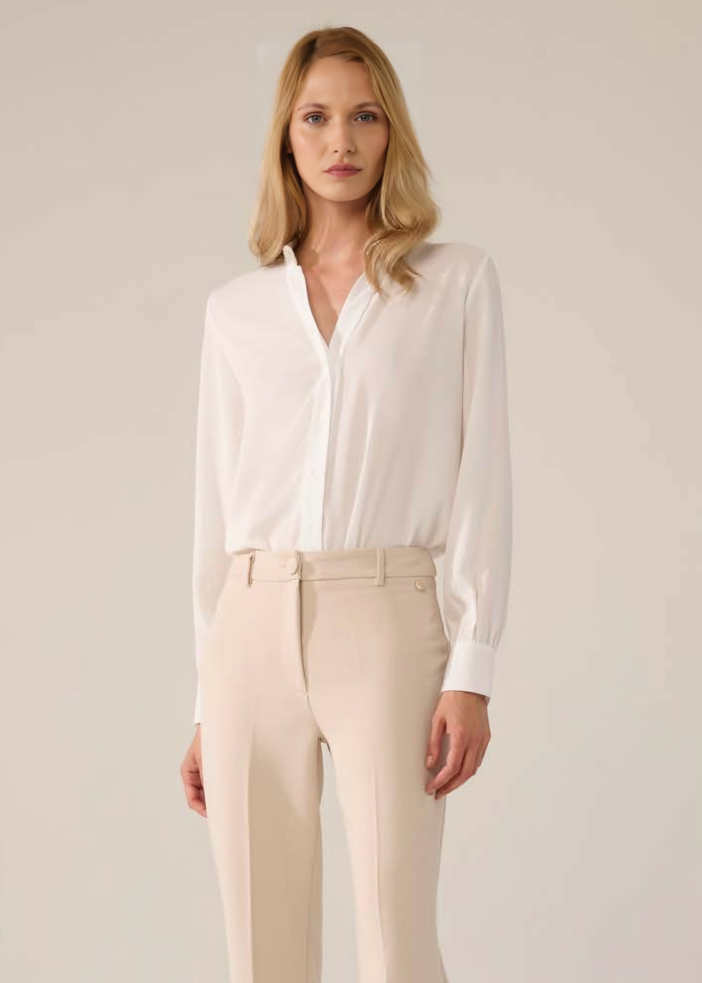 JE-NE - Camicia con collo in strass donna