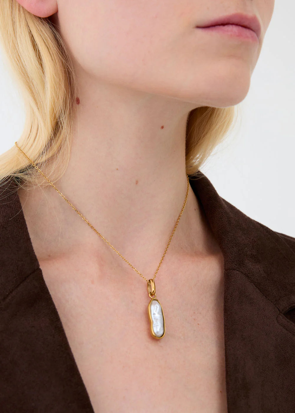 NALI - Collana girocollo con pendente